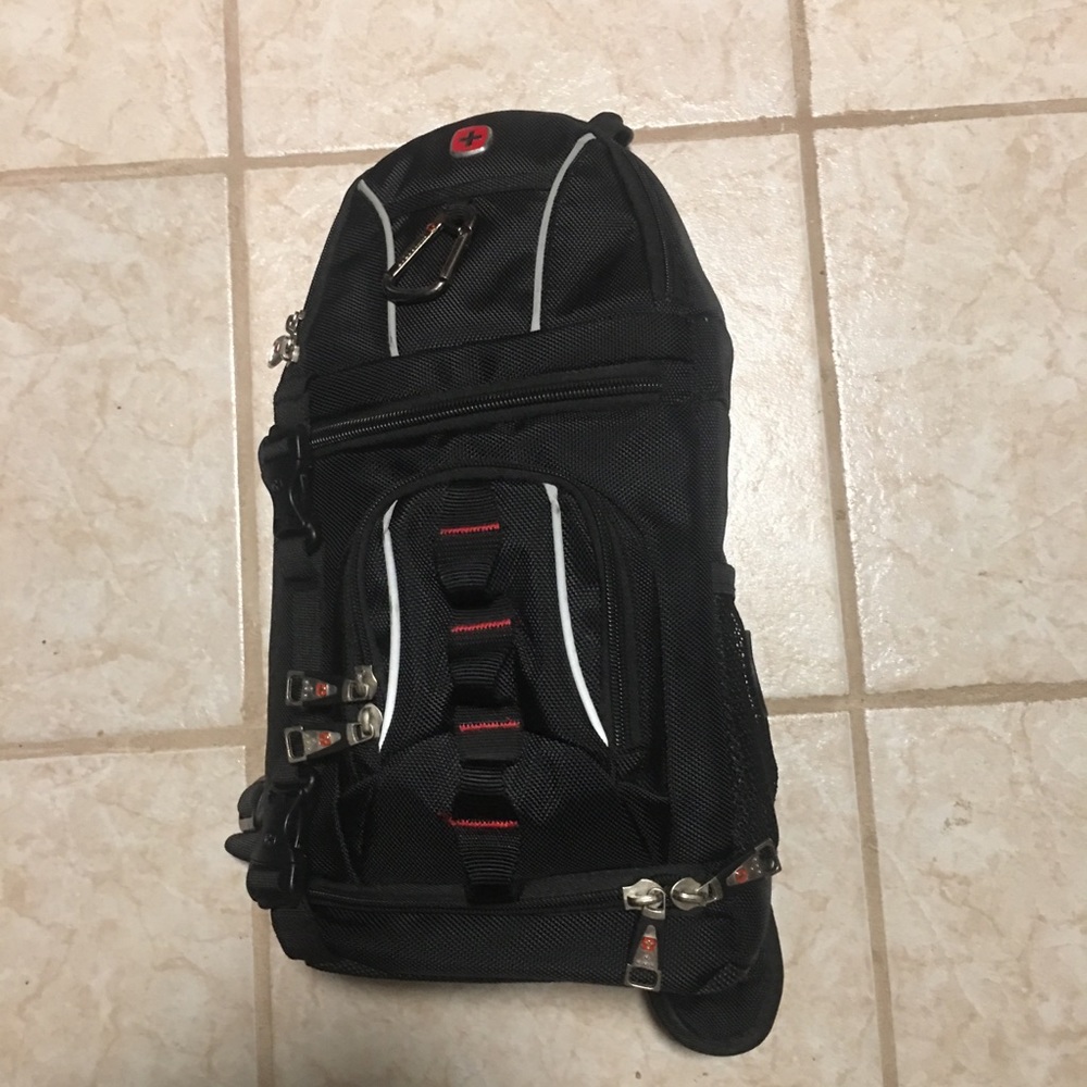 Swissgear one strap camera bag
